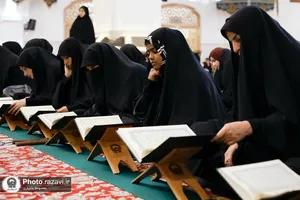 جلسه سنتی قرآن کریم در حرم مطهر رضوی