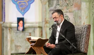 طنین مناجات سحرگاهی «حاج محمود کریمی» در رواق امام خمینی (ره) حرم مطهر رضوی