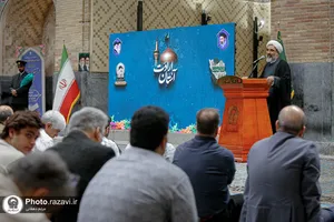 تشرف نخبگان و المپیادی کشور به حرم مطهر رضوی
