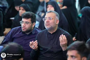 تقدیر از خادمان و مداحان حسینی حرم مطهر رضوی