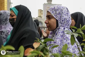 تشرف دختران دهه هشتادی به حرم مطهر رضوی