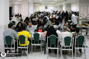 افطاری ماه مبارک رمضان در مهمانسرای حضرت