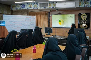 بازدید خواهران خدمه حرم مطهر رضوی از بخش&zwnj;های مختلف حرم امام رضا علیه&zwnj;السلام
