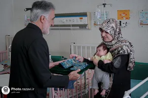 عیادت از بیماران بیمارستان اکبربه مناسبت روز جهانی کودک