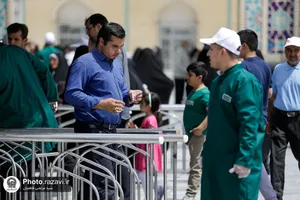 پذیرایی از زائران بارگاه منور رضوی توسط هیئت حضرت نرجس(س) عراق