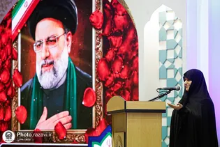 این روز‌ها در سوگ شهادت رهبر انقلاب، بانوان ثابت کردند در صحنه حاضرند