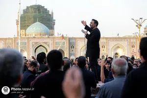 مراسم چهار پایه&zwnj; خوانی در حرم مطهر رضوی