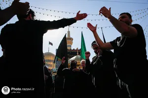 حرم مطهر رضوی در روز شهادت حضرت زهرا سلام&zwnj;الله علیها 
