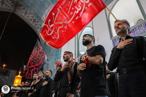 عزاداری هیئت دانشجویی در حرم مطهر رضوی