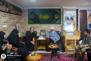 دیدار تولیت آستان قدس رضوی با خانواده&zwnj;های شهیدان سید مصطفی جعفری و مرتضی میثمی
