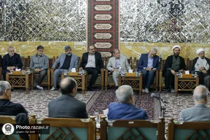 دیدار جمعی از نویسندگان با تولیت آستان قدس رضوی