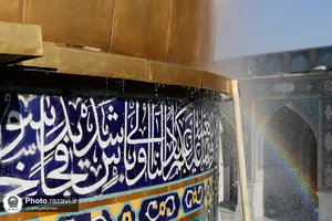 شستشوی گنبد صحن قدس حرم مطهر رضوی