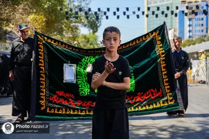 پیاده&zwnj;روی جاماندگان اربعین در مشهد -2