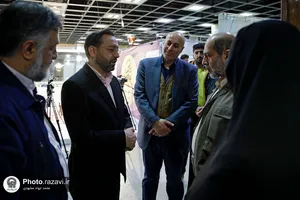 بازدید قائم مقام تولیت آستان قدس رضوی از نمایشگاه دستاوردهای &laquo;مادران ارزش&zwnj;آفرین&raquo;