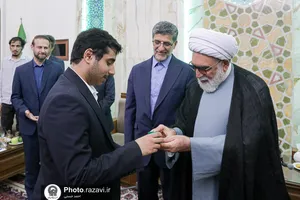 دیدار دانش&zwnj;آموزان افتخارآفرین تیم ملی المپیاد هوش مصنوعی با تولیت آستان قدس رضوی