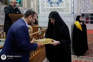 تشرف فعالان فضای مجازی سازمان بسیج مستضعفین به حرم مطهر رضوی