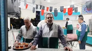 خدمت‌رسانی خادم‌یاران رضوی راور کرمان به زائران امام رضا (ع) + فیلم
