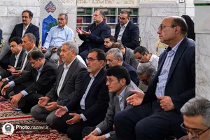 تشرف معاونین وزارت بهداشت و رؤسای دانشگاه&zwnj;های علوم پزشکی سراسر کشور به حرم مطهر رضوی