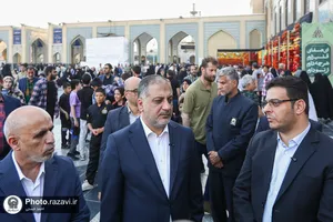 تشرف وزیر ورزش و جوانان عراق به حرم مطهر رضوی