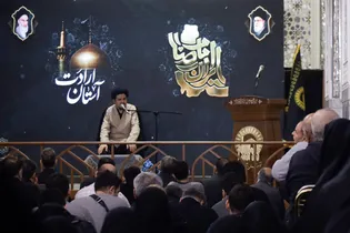 تشرف اعضای موکب امام حسن مجتبی علیه‌السلام به حرم مطهر رضوی