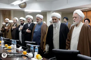 جلسه هم&zwnj;اندیشی ائمه جماعت حرم مطهر رضوی