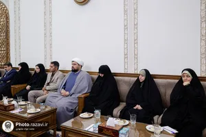 دیدار کارکنان نمونه با تولیت آستان قدس رضوی