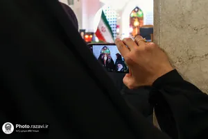 عزاداری بانوان عاشورایی اردو زبان در حرم مطهر رضوی