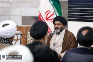 گردهمایی &laquo;سفیر نور&raquo; در حرم مطهر رضوی