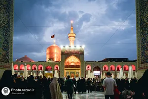 حرم مطهر رضوی در شب اربعین حسینی 