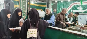 خادمیاران عاشق، بی&zwnj;وقفه در خدمت زائران اربعین/ گزارش تصویری