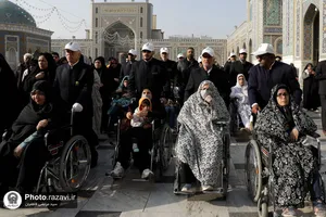تشرف کاروان معلولان خراسان شمالی به حرم مطهر رضوی