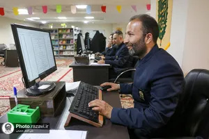خدمت افکار سنجی در حرم مطهر رضوی