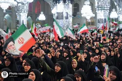 بانوان خط مقدم مقابله با جنگ روانی دشمن هستند