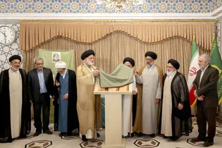 رونمایی از فهرست نسخه‌های خطی کتابخانه حوزه علمیه حضرت ولی‌عصر (عج) خوانسار در مشهد مقدس