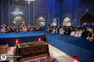حضور خانواده شهدا و جانبازان لامرد فارس در جوار مزار رهبر شهید انقلاب