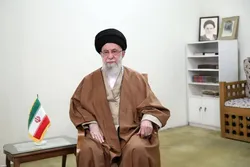 بازتاب بیانات رهبر شهید در نگارخانه‌های نوروزی حرم رضوی