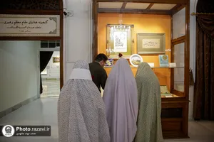 تشرف بانوان مهمان جشنواره &laquo;رسانه خورشید&raquo; به حرم مطهر رضوی