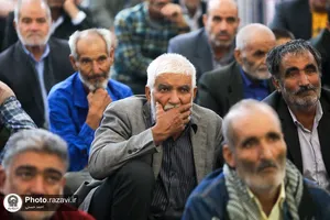 تشرف کاروان رزمندگان دفاع مقدس از خراسان جنوبی به حرم مطهر رضوی