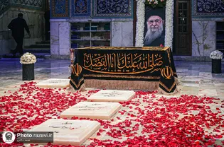 روایتی از نخستین شب زیارت مزار رهبر شهید در جوار امام مهربانی‌ها