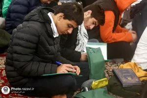 حضور محصلین مسجد جامع صفا در حرم مطهر رضوی