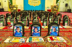 ۶۴۵ بسته تحصیلی به دست دانش‌آموزان نیازمند استان مرکزی رسید