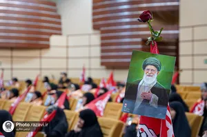 یازدهمین گردهمایی خواهران و برادران شهدای جهان اسلام