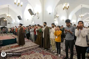 اعتکاف نوجوانان در حرم مطهر رضوی