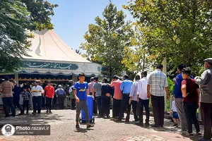 حضور خادمیاران هرمزگانی در چایخانه حضرت