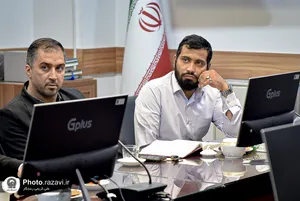 نشست تخصصی ادعیه&zwnj;خوانان و مداحان حرم مطهر رضوی