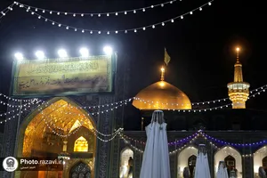حال و هوای حرم مطهر رضوی در شب ولادت حضرت زهرا سلام الله علیها