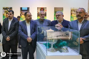 بازدید جمعی از مدیران عتبه حسینی از نمایشگاه رواق خدمت