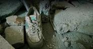ماکان در آغوش امام