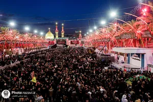 عزاداری کاروان سفیران امام رئوف علیه&zwnj;السلام در بین&zwnj;الحرمین