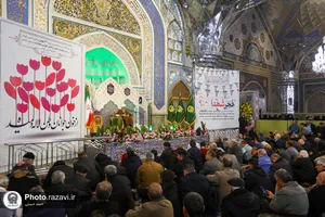 حرم مطهر رضوی در شب ولادت امام حسین(علیه&zwnj;السلام)